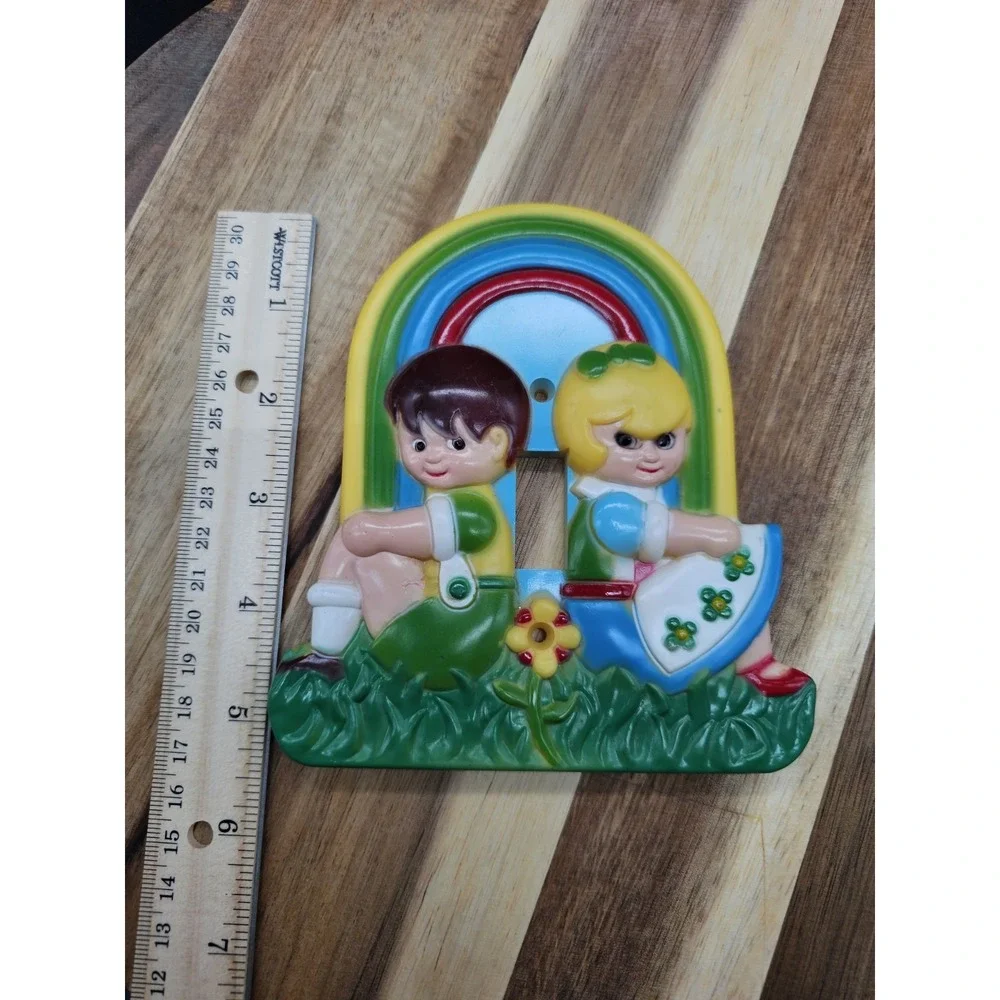 Vintage 1978 Nursery Originals Rainbow Lightswitch Cover 3d‎ Blow mold